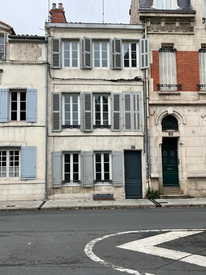 L'Appart Sur Jardin 42M2 Tres Calme La Rochelle  Kültér fotó