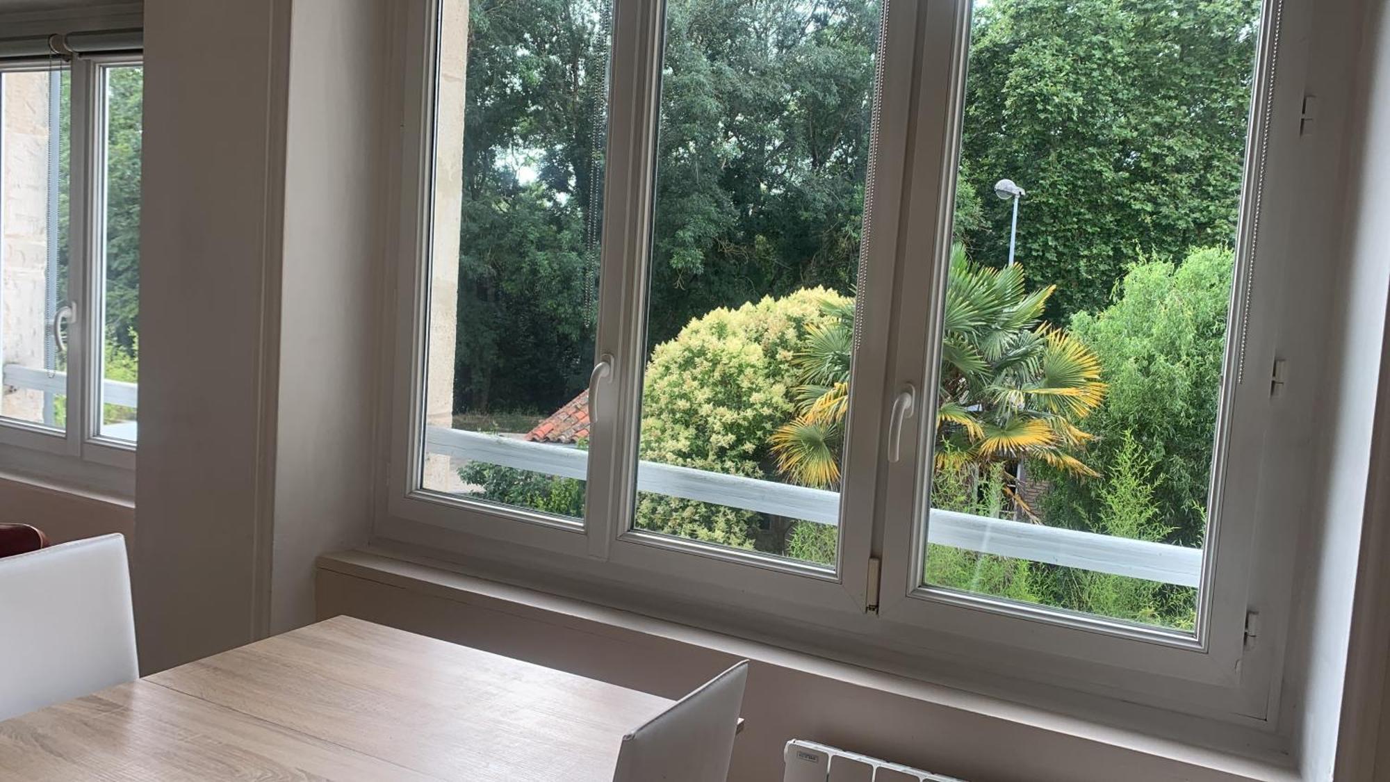 L'Appart Sur Jardin 42M2 Tres Calme La Rochelle  Kültér fotó