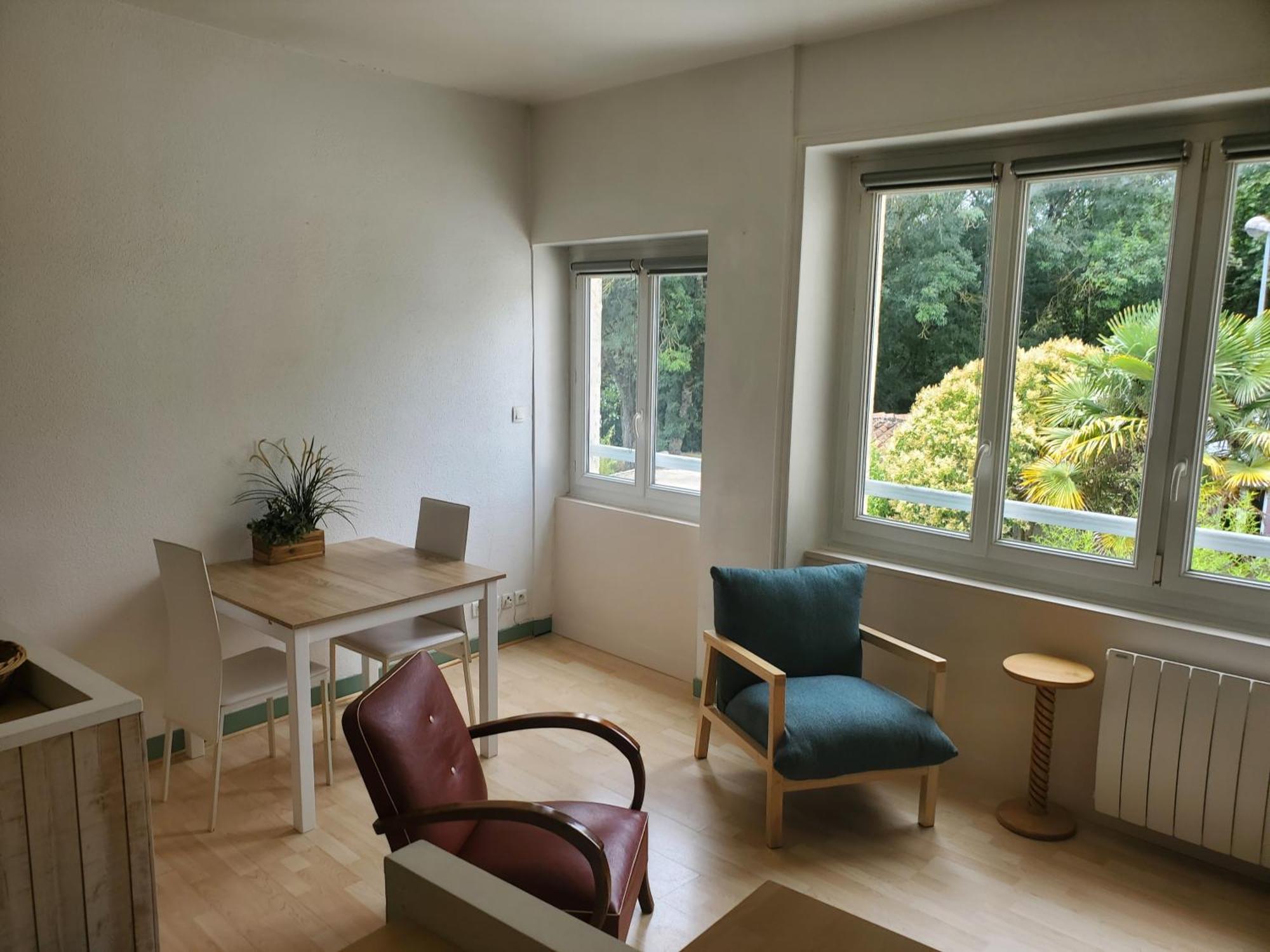L'Appart Sur Jardin 42M2 Tres Calme La Rochelle  Kültér fotó